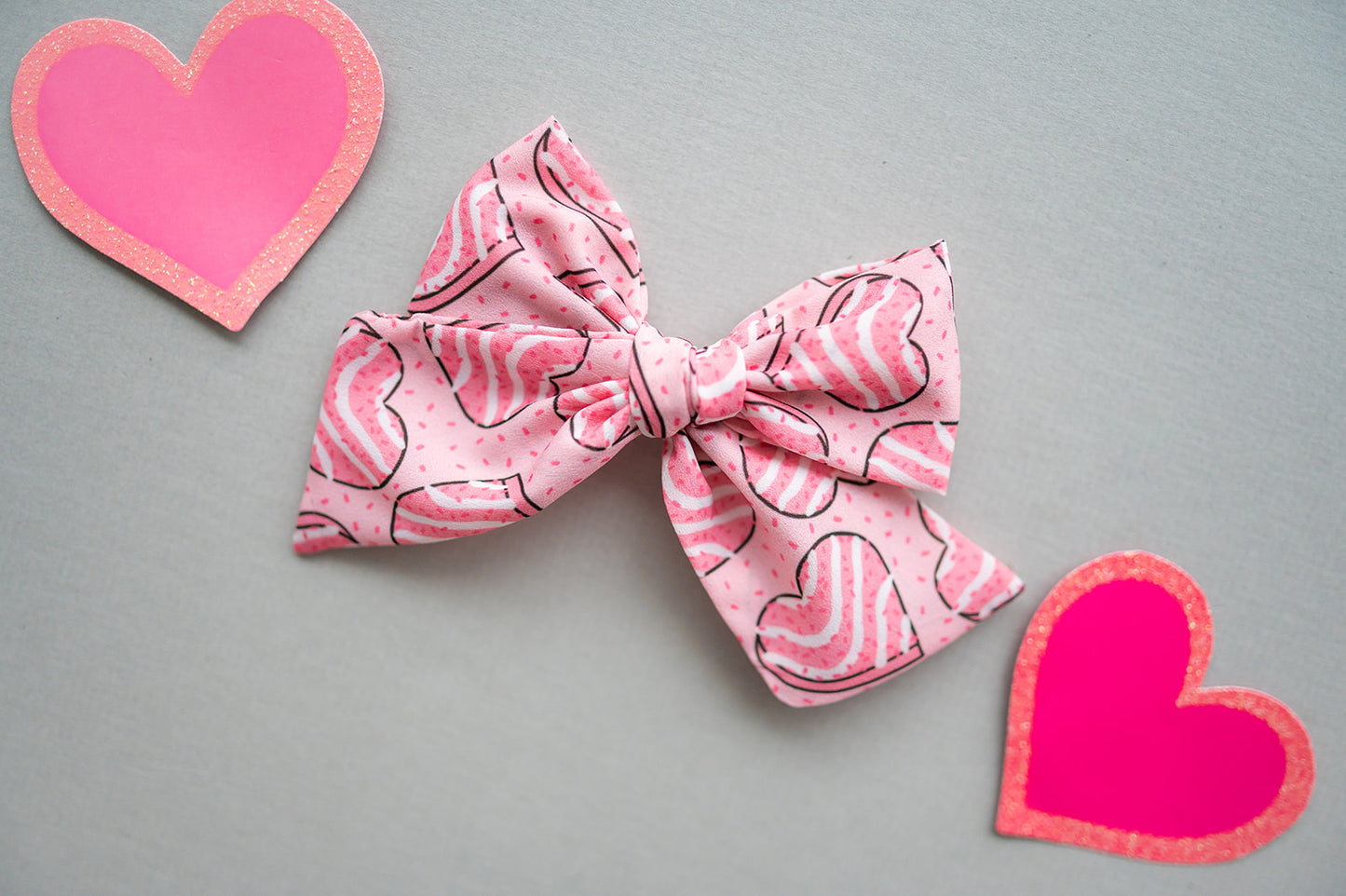 Cake My Heart Bow